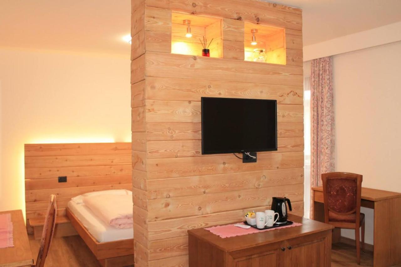Hotel Carlone Breguzzo Εξωτερικό φωτογραφία