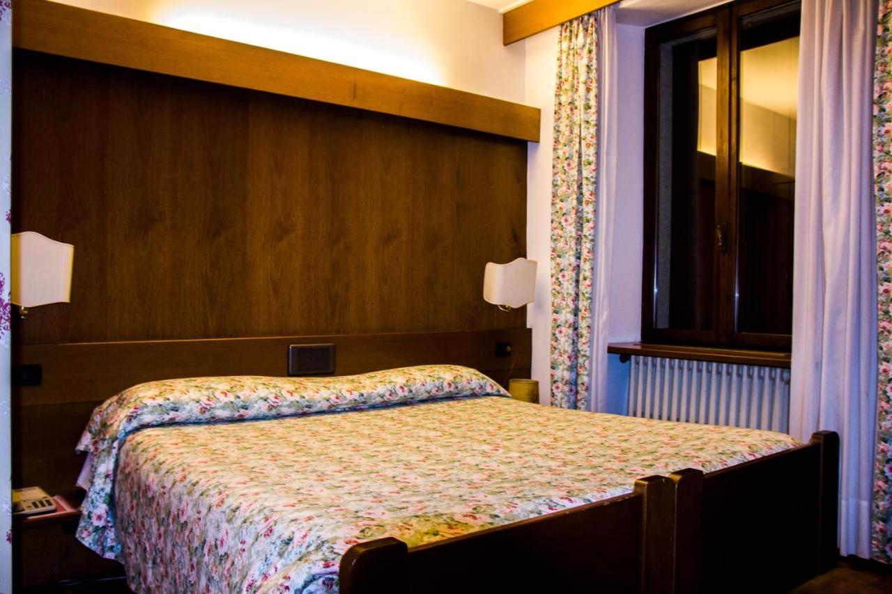 Hotel Carlone Breguzzo Εξωτερικό φωτογραφία