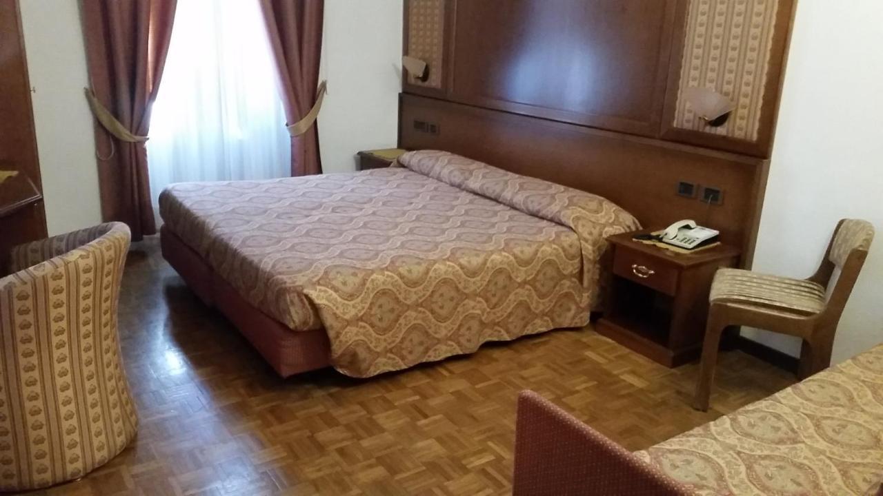 Hotel Carlone Breguzzo Εξωτερικό φωτογραφία