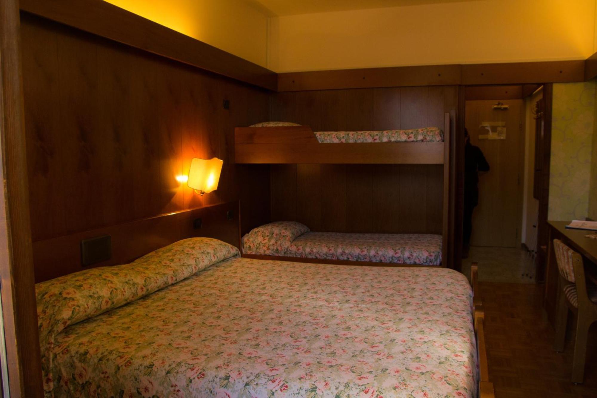 Hotel Carlone Breguzzo Δωμάτιο φωτογραφία