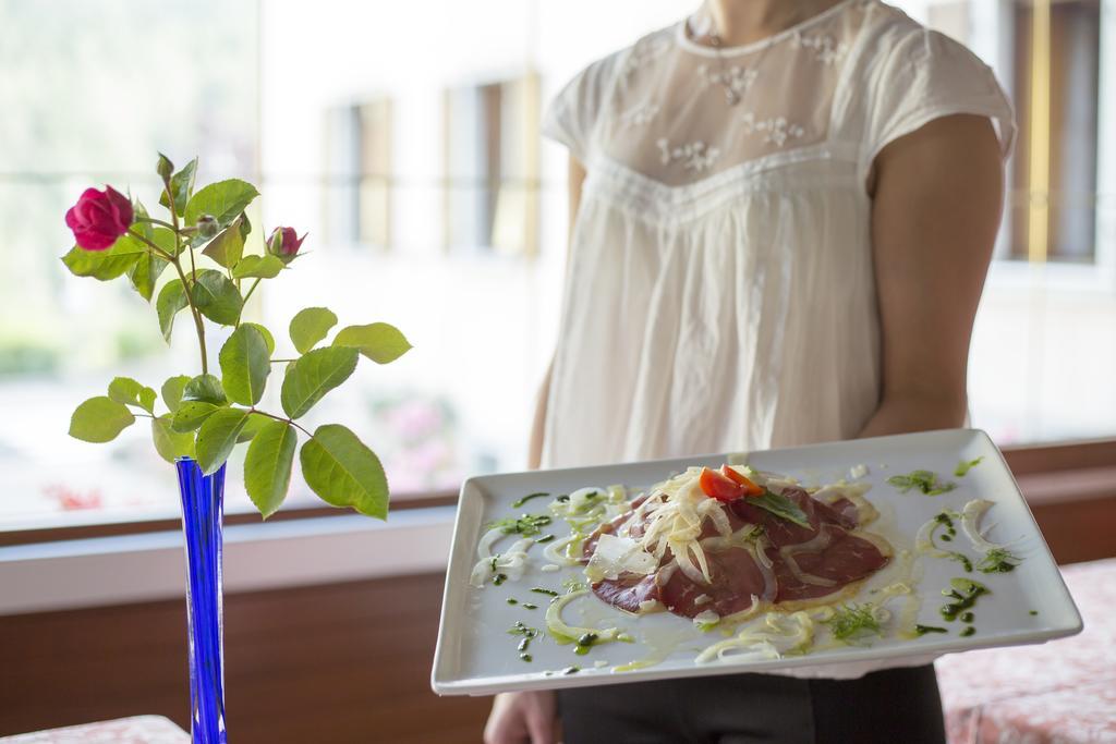 Hotel Carlone Breguzzo Εξωτερικό φωτογραφία